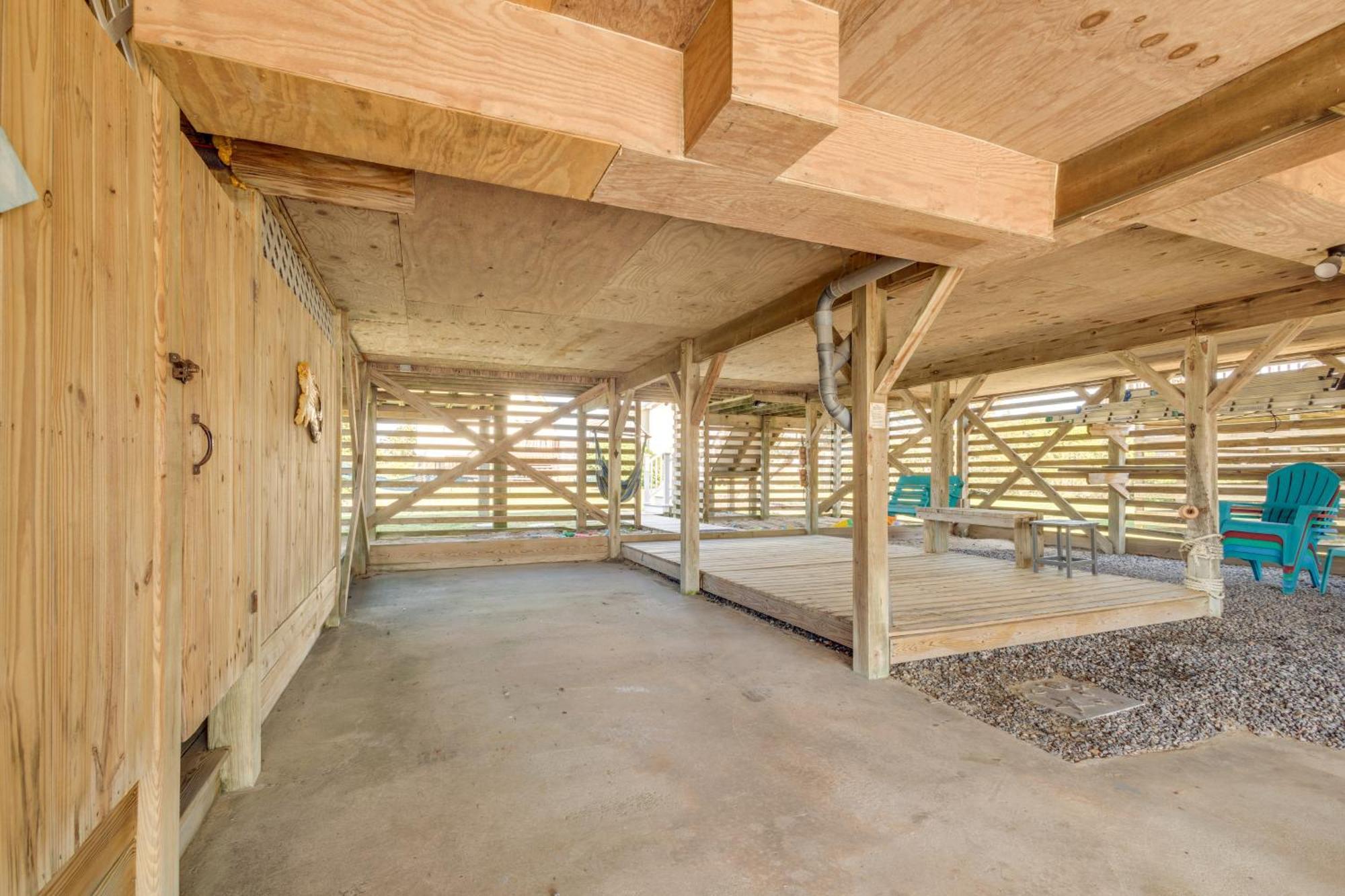 Coastal Home With Deck And Outdoor Shower Kill Devil Hills Bagian luar foto